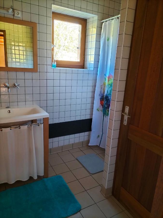 Studio Confortable Proche Des Sites Touristiques Issendolus Eksteriør billede