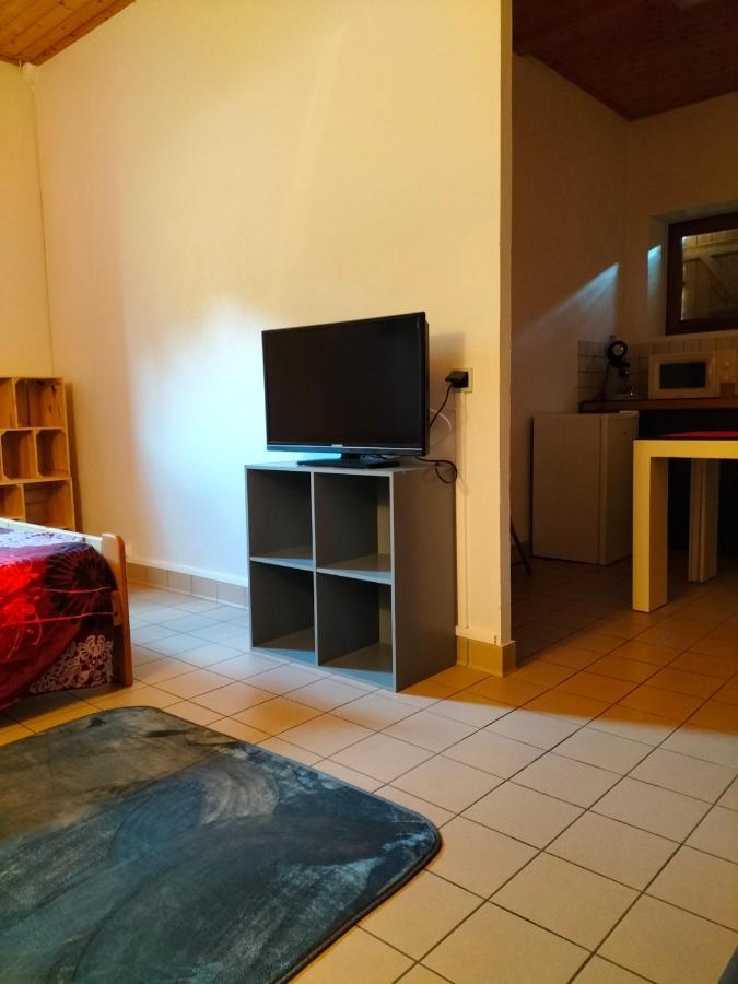 Studio Confortable Proche Des Sites Touristiques Issendolus Eksteriør billede